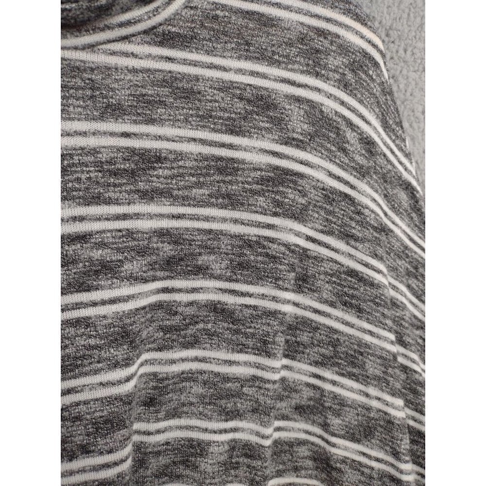 Anthropologie‎ Postmark Mika Oversized Gray White Striped Turtleneck Size Small - Picture 3 of 9